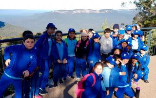 students at the blue mountains